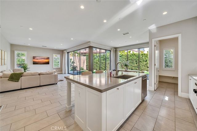 247 Oceano, Irvine, CA 92602