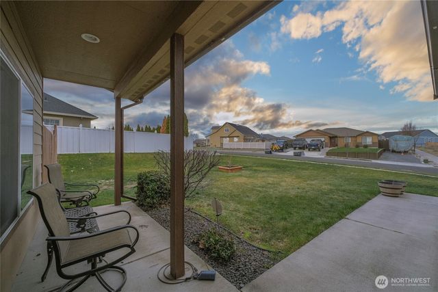 1427 W Century St, Moses Lake, WA 98837