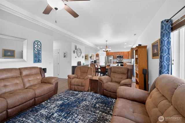 1427 W Century St, Moses Lake, WA 98837