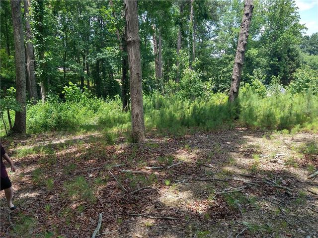 2112 Allgood Road, Marietta, GA 30062