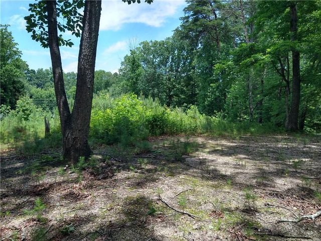 2112 Allgood Road, Marietta, GA 30062