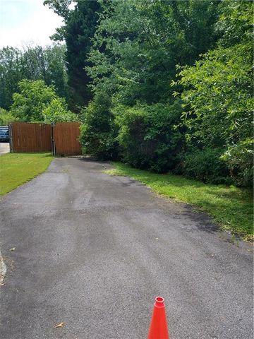 2112 Allgood Road, Marietta, GA 30062