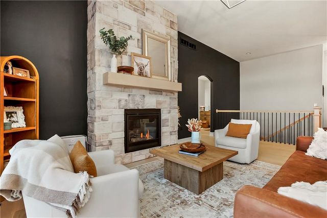 21123 W 186th Terrace, Spring Hill, KS 66083