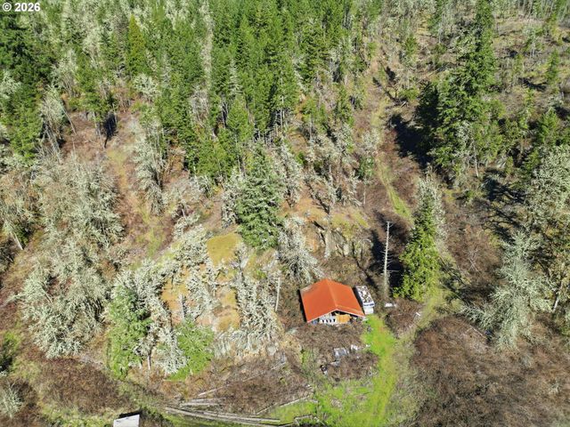 28460 SUTHERLIN Ln, Eugene, OR 97405