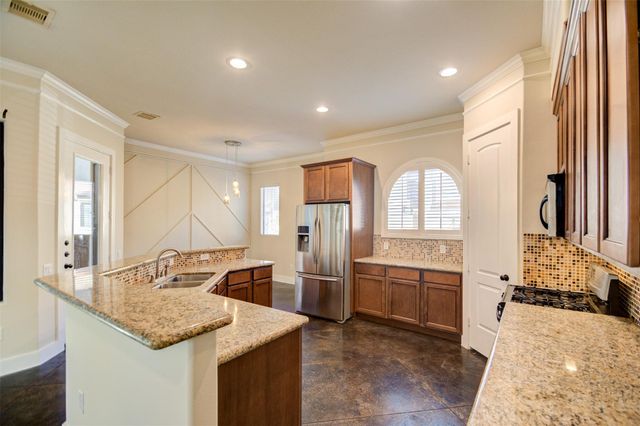 11021 Little John Way, Houston, TX 77043