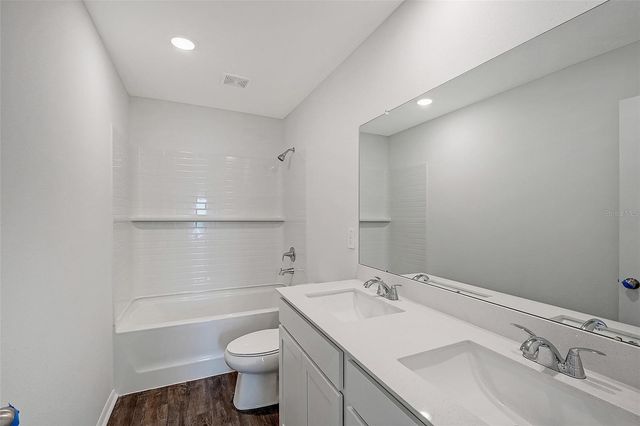 11391 LAKE LOUISA TERRACE, Sarasota, FL 34241