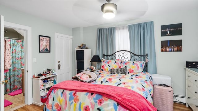 629 Thames Street, Newport, RI 02840