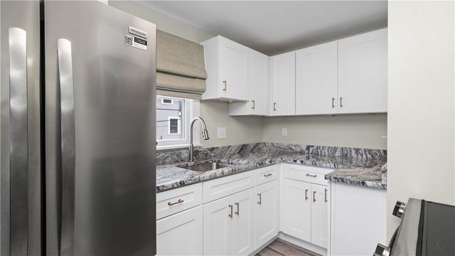 629 Thames Street, Newport, RI 02840