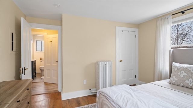 629 Thames Street, Newport, RI 02840