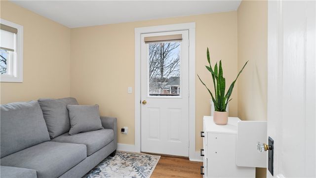 629 Thames Street, Newport, RI 02840