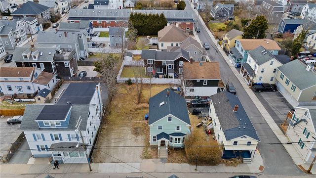 629 Thames Street, Newport, RI 02840