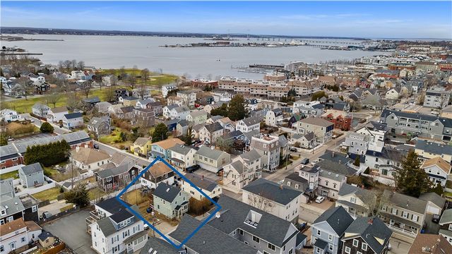 629 Thames Street, Newport, RI 02840