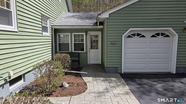 425 Pomeroy Avenue, Meriden, CT 06450