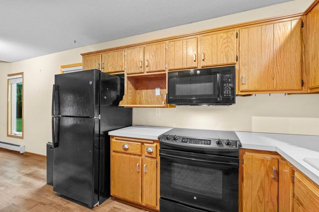 8008 Mount Curve Boulevard, Brooklyn Park, MN 55445