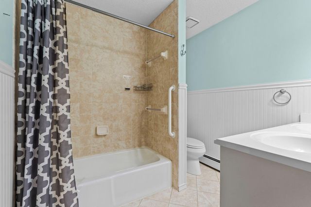 8008 Mount Curve Boulevard, Brooklyn Park, MN 55445