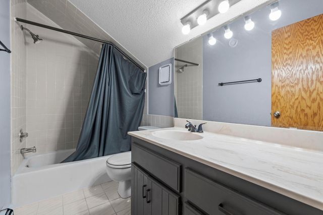 8008 Mount Curve Boulevard, Brooklyn Park, MN 55445