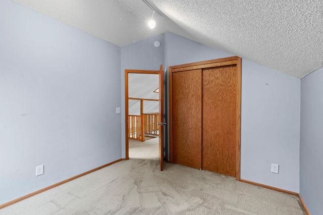 8008 Mount Curve Boulevard, Brooklyn Park, MN 55445