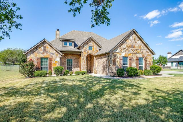 112 Lone Star Way, Godley, TX 76044