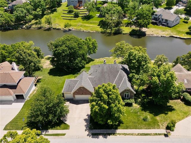 11709 E 71ST Court, Raytown, MO 64133