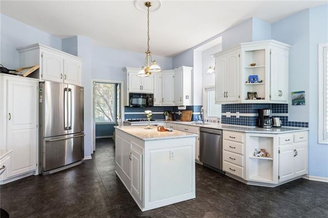 11709 E 71ST Court, Raytown, MO 64133