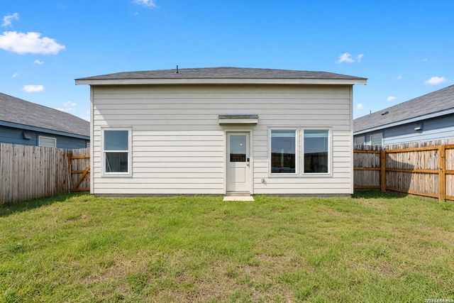 3749 SWIFT FOX RD, New Braunfels, TX 78132