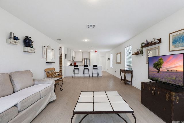 3749 SWIFT FOX RD, New Braunfels, TX 78132