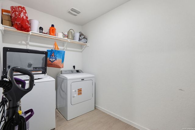 3749 SWIFT FOX RD, New Braunfels, TX 78132