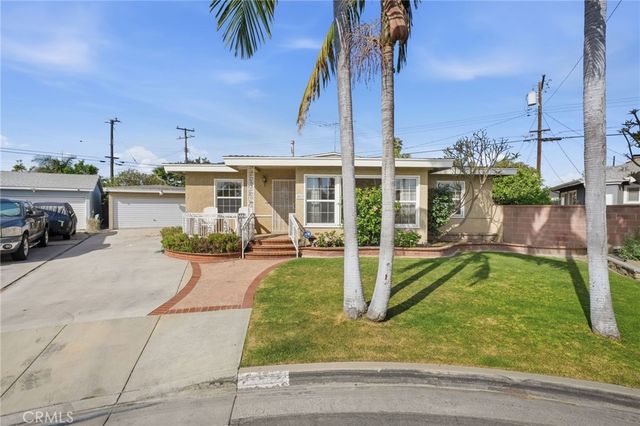 9600 Hoback, Bellflower, CA 90706