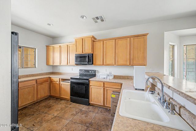 949 E WHITE WING Drive, Casa Grande, AZ 85122