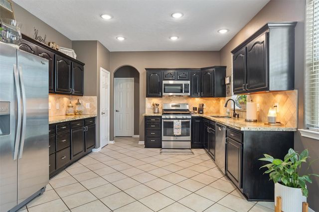 1809 Meredith Court, Deer Park, TX 77536