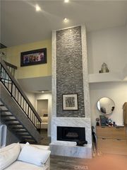 18445 Hatteras Street 402, Tarzana, CA 91356