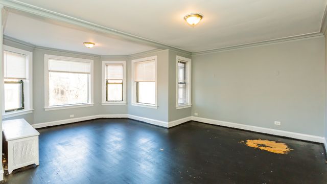 2217 E 69th Street 3, Chicago, IL 60649