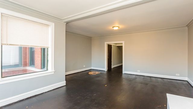 2217 E 69th Street 3, Chicago, IL 60649