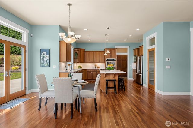 21801 26th Street E, Lake Tapps, WA 98391