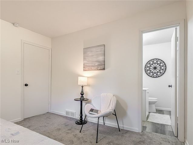 2075 Maplewood Road, Stow, OH 44224