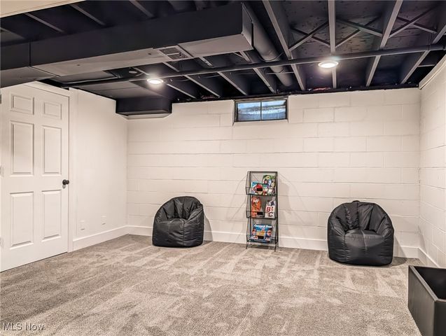 2075 Maplewood Road, Stow, OH 44224