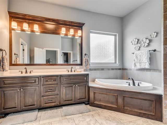 5200 SE 147th Circle, Oklahoma City, OK 73165