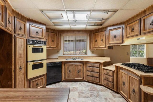 1175 La Moree Road 10, San Marcos, CA 92078