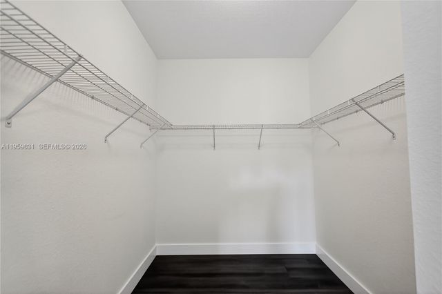 4830 Foxtail Palm Ct, Green Acres, FL 33463