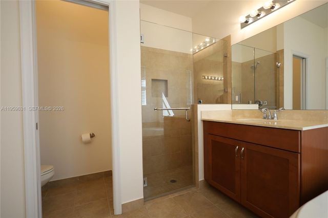 4830 Foxtail Palm Ct, Green Acres, FL 33463