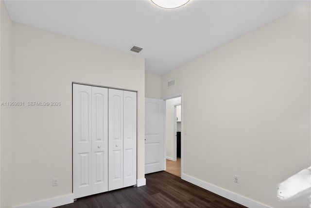 4830 Foxtail Palm Ct, Green Acres, FL 33463