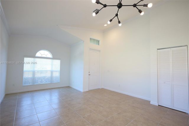 4830 Foxtail Palm Ct, Green Acres, FL 33463