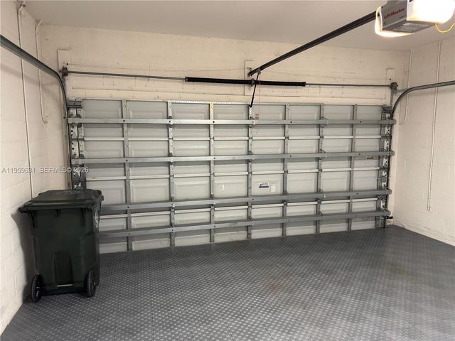 4830 Foxtail Palm Ct, Green Acres, FL 33463