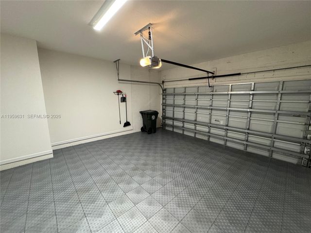 4830 Foxtail Palm Ct, Green Acres, FL 33463