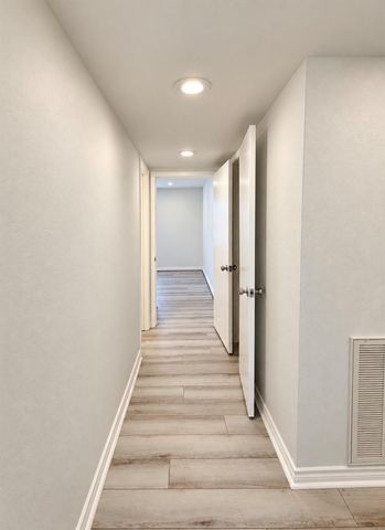 9616 Long Point Road 63, Houston, TX 77055