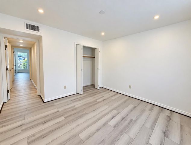 9616 Long Point Road 63, Houston, TX 77055