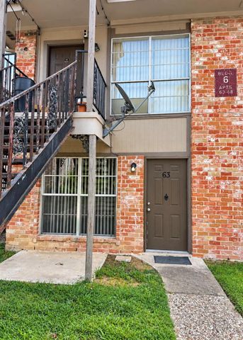 9616 Long Point Road 63, Houston, TX 77055