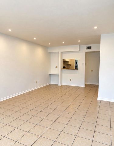 9616 Long Point Road 63, Houston, TX 77055