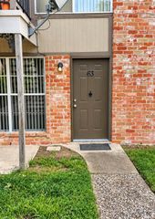9616 Long Point Road 63, Houston, TX 77055