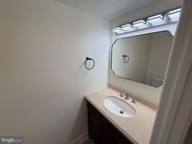 220 DEERPARK CT, Marlton, NJ 08053
